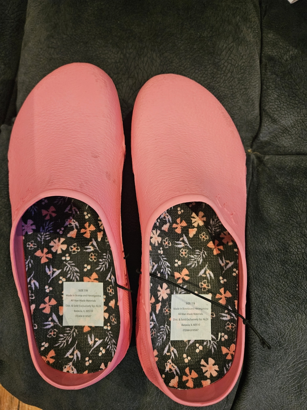 Women's Pink Slip-On Comfort Clogs